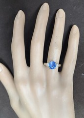 14K white gold engagement ring 2.21ct. Natural Untreated Blue Sapphire Cushion