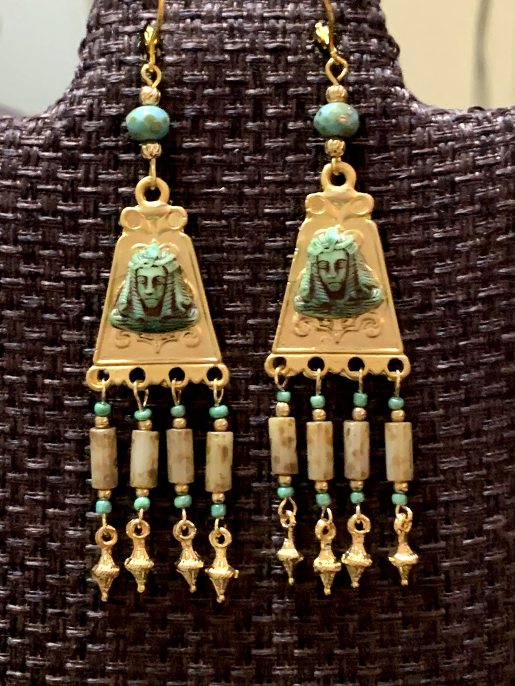 NEW ITEM*ARTISAN*EGYPT REVIVAL CZECH NEIGER GLASS PHARAOH CHANDELIER EARRINGS.g