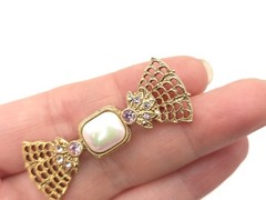 Vintage 1928 Gold Tone Faux Pearl Pink Rhinestone Lattice Lace Bow Brooch Pin