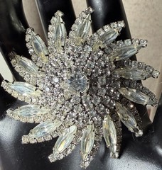 Vintage 1950s Starburst Clear Rhinestone Brooch Pin Silver Tone