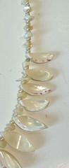 Vintage Japan 1970-80s MOP teardrop bib necklace costume pearls sliver clasp