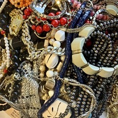 1 – 2 LB Mixed Jewelry LOT Modern and Vintage ALL WEARABLE Bulk LOT