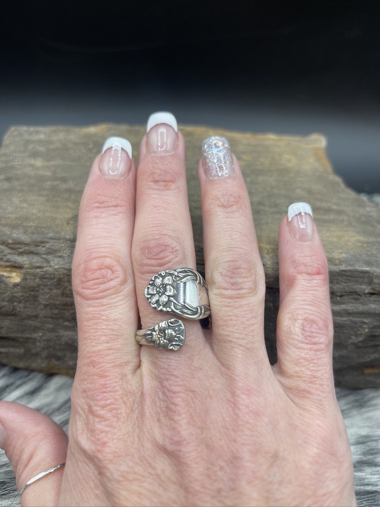 Vintage handmade Signed Sterling Silver Spoon Ring #B195