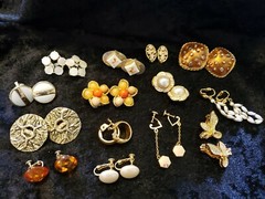 VINTAGE GOLDTONE LOT Assorted Clip-On Earrings SET/14 Pairs