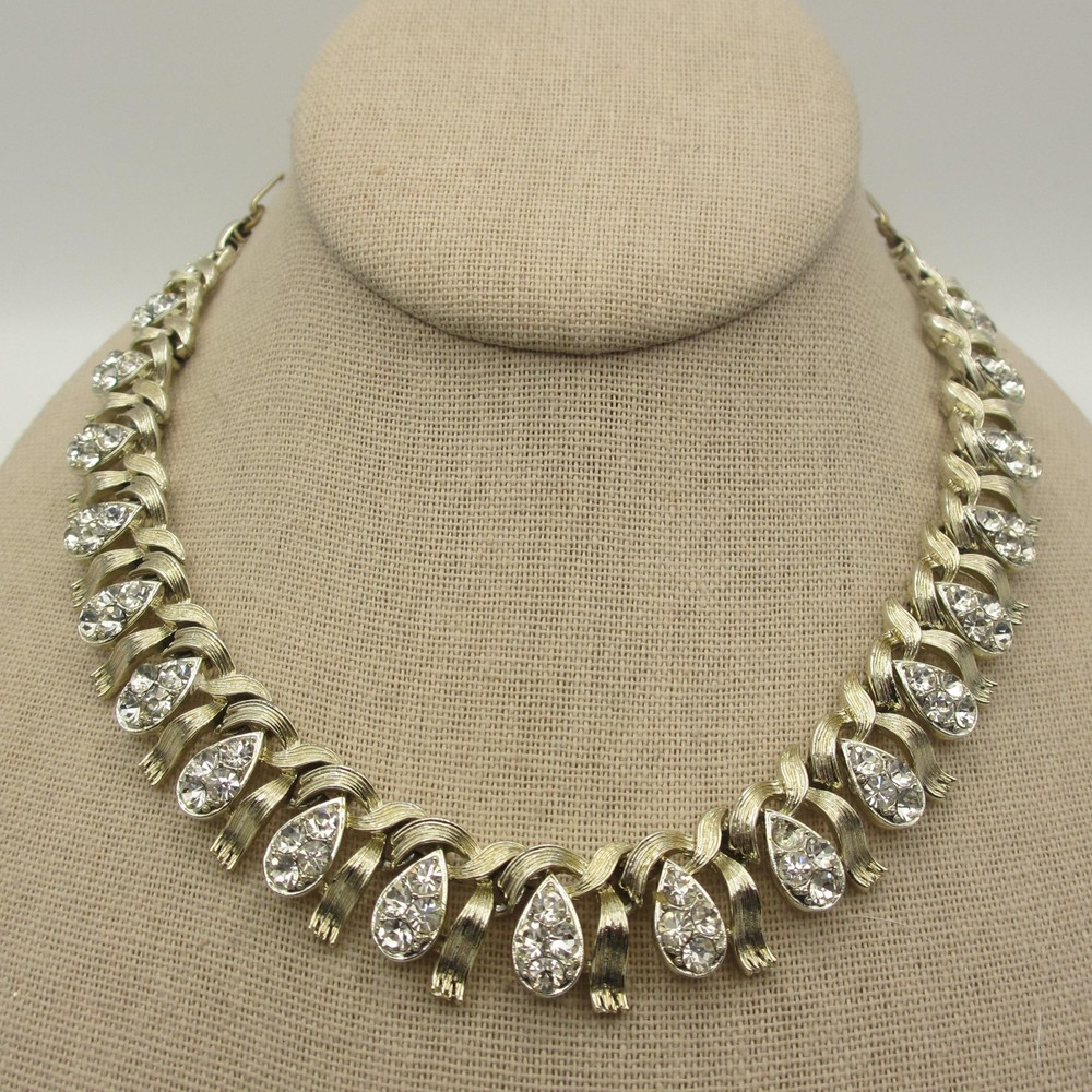 Vintage Lisner Necklace Rhinestone Gold Tone Statement 16 Inch ONE MISSING STONE