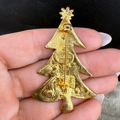 Vintage Christmas Tree Brooch LIA Gold Tone Signed Enamel Rhinestone