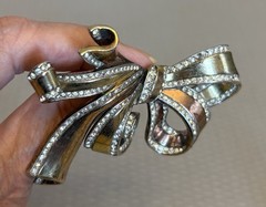 Retro Crown Trifari Bow Brooch Multi Tone Gold Pave Rhinestone 3D Double Ribbon
