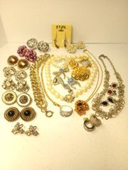 Vtg 26 Pc Assorted Estate Jewelry Lot 925 Paastelli SC 1928 Germany Avon Japan