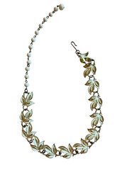 Vtg Coro White Enamel Leaf Necklace Adjustable Length Silver Tone Spring Vibe