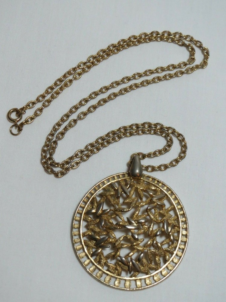 Vintage Gold Filigree Chain Link Necklace with Open Leaf Medallion 24 inch