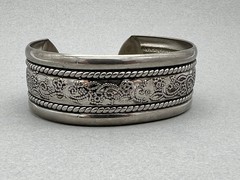 Lia Sophia Floral Embossed Silver Tone Cuff Bangle Bracelet Unmarked
