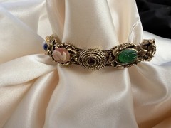 Goldette N.Y. Vintage Signed Gold Tone Charm Bracelet Toggle Glass Cabochons