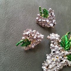 Vintage Lilac Floral Purple and Green Enamel Brooch and Clip Earrings Set