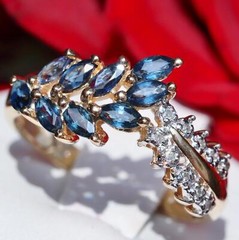 10k yellow gold size 8 ring 1.00ct natural, treated sapphire diamond 2.5g N3087I