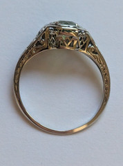 Beautiful 18k White Gold Belais Art Deco Filigree Green tourmaline Ring 4.5