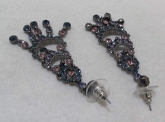 Vtg Vibrant Blue Pink & Grey Crystal Rhinestone Gun Metal Chandelier Post Earrin