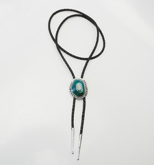 Vintage native southwestern sterling silver turquoise leather bolo tie nekclace