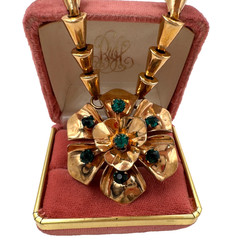BARCLAY SIGND 12K GOLD FILLED GORGEOUS FLORAL NECKLACE 15″ EMERALD CLR GREEN STN