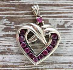 VINTAGE RED RUBY GEMSTONE HEART STERLING SILVER PENDANT 925 RETRO CLASSIC LOVE