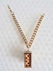dICE CAGE CHARM BRACELET METAL UNISEX KITSCHY VINTAGE COSTUME JEWELRY neocurio