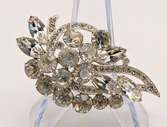 Vintage Eisenberg Ice Rhinestone Brooch Signed Layered Leaf Design