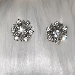 Vintage Snowflake Or Star, Scatter Pins Clear Rhinestones SilverTone brooches