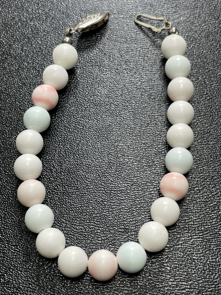 Vintage 7.8” Light Pastel Blue & Pink Lucite Beaded Bracelet