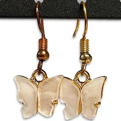 VTG Dainty Ice Pink Gold Tone Butterfly Dangle Everyday Statement Earrings 1.25″