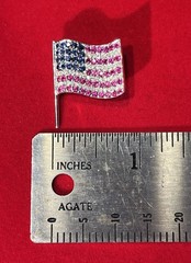 Fine 18K White Gold Diamonds Ruby Sapphires USA American Flag Pin