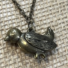 Vintage Style Antique Gold & Silver Bird Pendant Necklace 28in Bird Lovers
