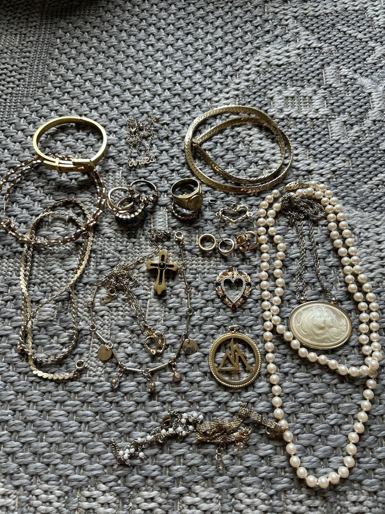 Vintage Estate Gold Tone Jewelry Lot- Pearls, Bangles, Cameo- Nice!