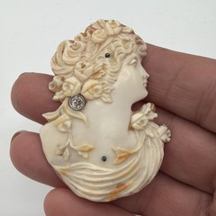 Antique Edwardian 14K Gold Diamond Cameo Brooch Frameless Lady Portrait Diamond