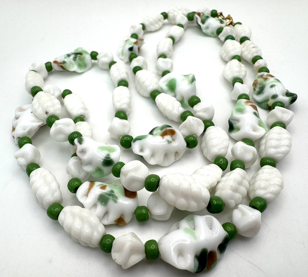 1/20th 12k Gold Vintage Czech twisted green and white glass bead necklace