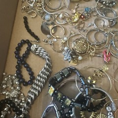 Mixed Lot Of Vintage Retro Jewerly Earrings Bracelets