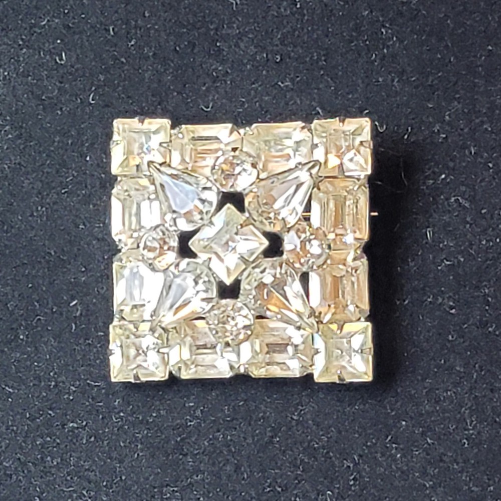 Vintage Art Deco Brooch Pin Silver Tone Clear Rhinestone Square 1.50″