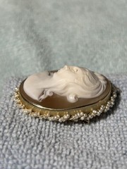 14K Gold Cameo Brooch Pendant 10 Grams 14K Gold Cameo Brooch Pendant Vintage