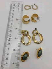 Vintage Gold Tone Costume Jewelry Lot Mixed Materials Wearable Hoops Enamel…
