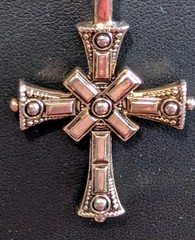 Vtg Juicy Couture Gold Tone Cross Pendant Necklace AB Rhinestone Baguette Crown