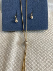 Avon Vintage 2001 Diamond Cut Accented Two Tone Lariat Set