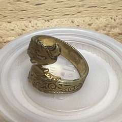 VTG Spain Damascene Metal Coiled Ring Double Eagle Head Scroll-work Golden-color