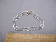 Fine Light OVAL LINK STERLING BRACELET-7 7/8 Inch-Toggle Closure-Marked SU-NR