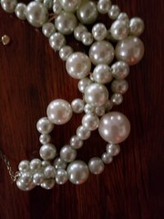 Vintage Faux Pearl Necklace Champagne Bubbles White Costume Jewelry Signed