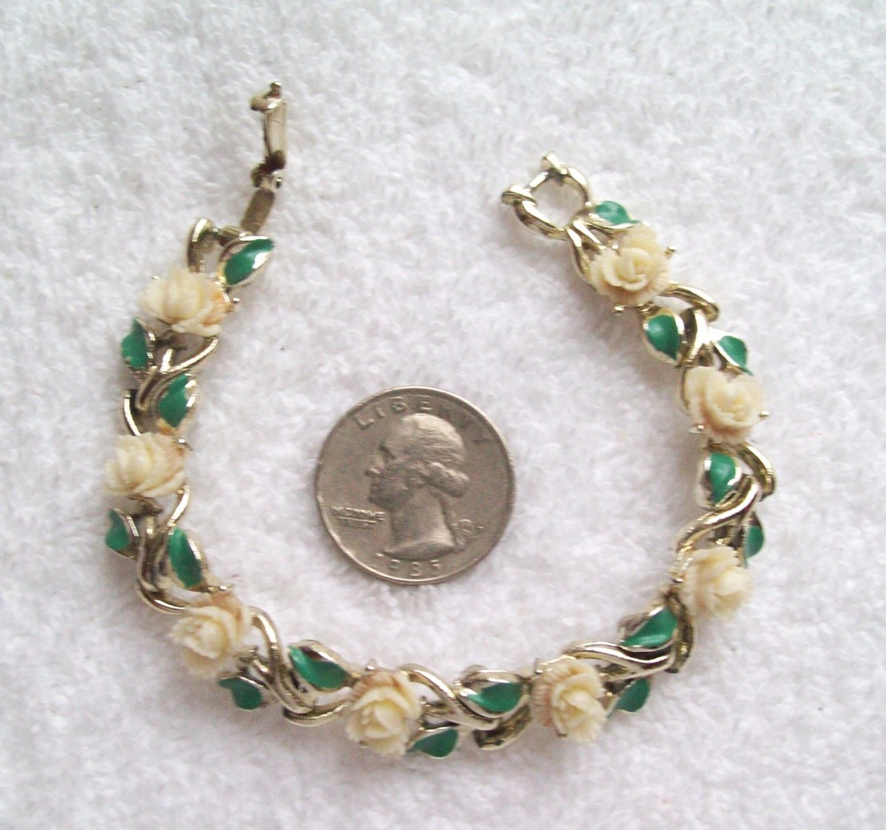 Vintage White Acetate Plastic Roses and Green Enamel Leaves Linked Bracelet