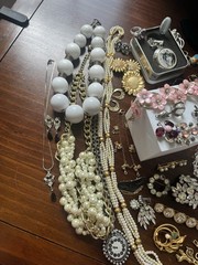 Vtg To Now Rhinestone Costume Jewelry Lot Hollycraft Mosaic Goldette 100+ Pcs