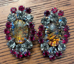 Vtg Juliana D&E Book Piece Cat Eye Glass Cabochon Earrings Red Clear Silver Clip