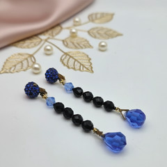 Blue And Black Faceted Glass Teardrop Earrings Gold Tone 3.5 In Dangle Clip-On