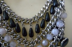 A6#214X NECKLACE SILVER TONE CHANDLIER BLACK & OFF WHITE DANGLESIGN NY