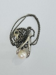 Vintage Designer G&H Sterling Silver Freshwater Pearl Pendant Necklace