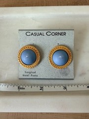 Vintage Casual Corner Gold Tone Blue Cabochon Post Earrings Retro Statement