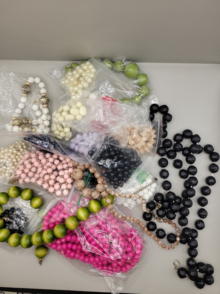 2 Lbs Vintage Colorful Plastic Lucite Beaded Necklaces Lot Costume Jewelry